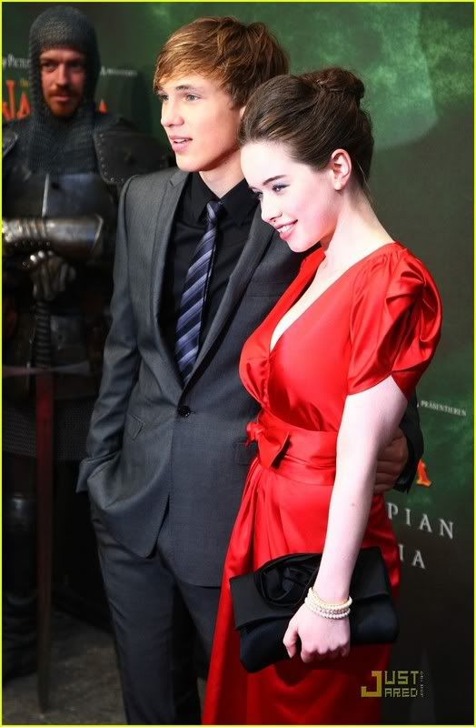william moseley and anna popplewell. william moseley and anna
