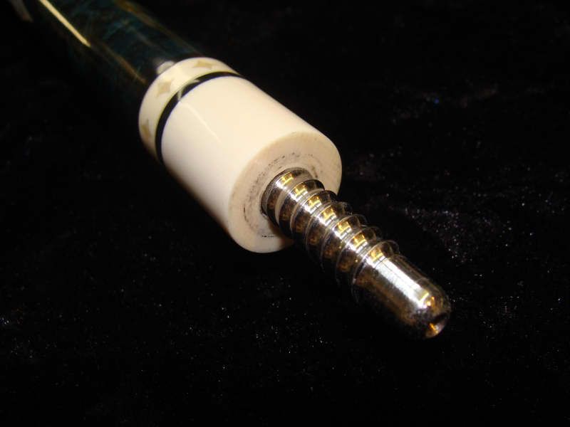 DiveneyCueJointpin800.jpg