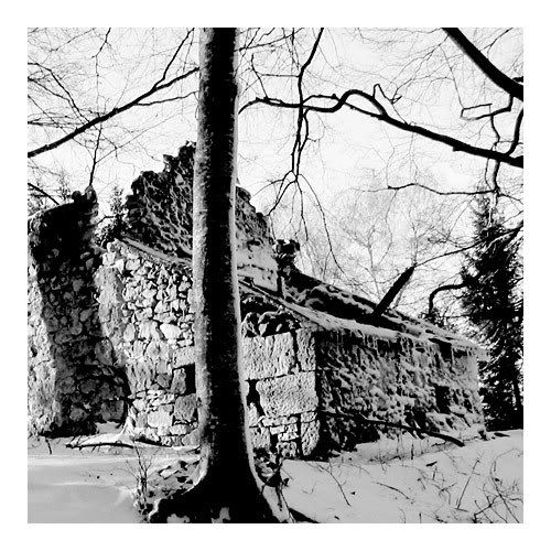 IMAGE: http://i78.photobucket.com/albums/j110/geminianum/ucka-1.jpg