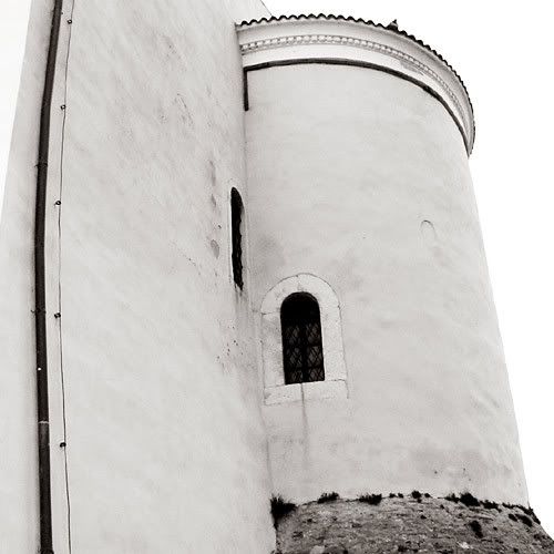 IMAGE: http://i78.photobucket.com/albums/j110/geminianum/zidovi2.jpg