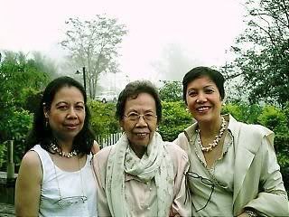 the mother in the middle