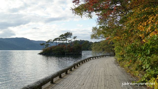 2018十月 十六天獨遊日本東北想楓 (十和田湖畔漫步 