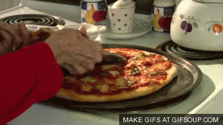 clara-eat-pizza_o_GIFSoupcom.gif