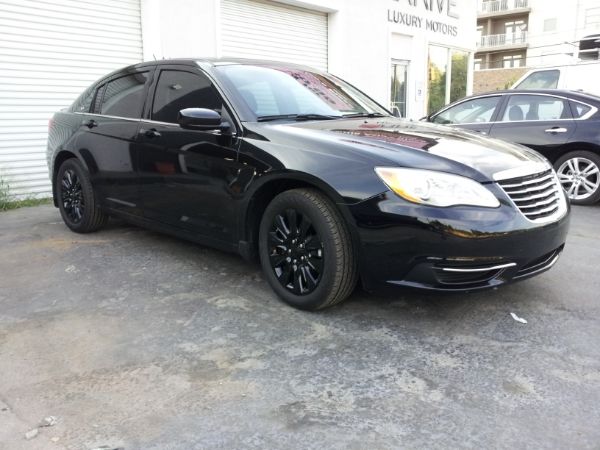 Chrysler 200 blacked out #2
