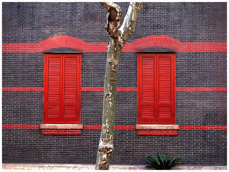 red-windows