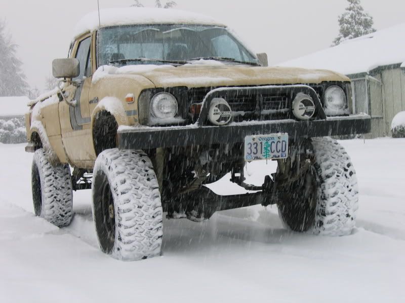 Square tube front bumper Pirate 4x4