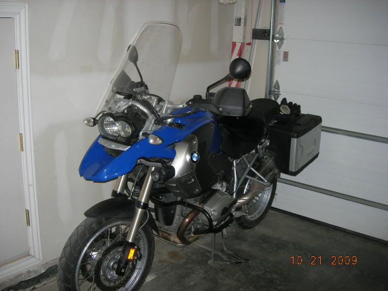 BMWwindshield002.jpg