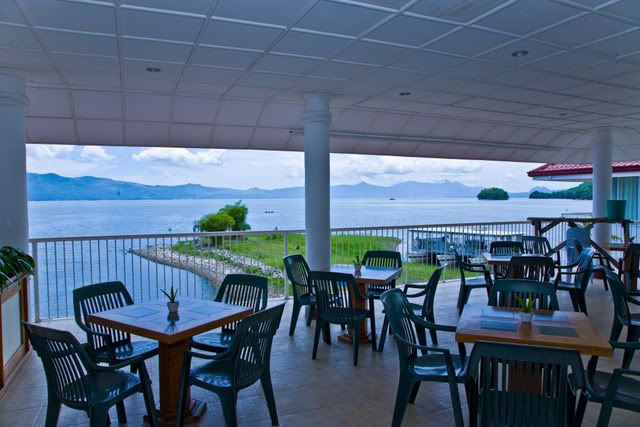 Almont Lake Mainit Resort