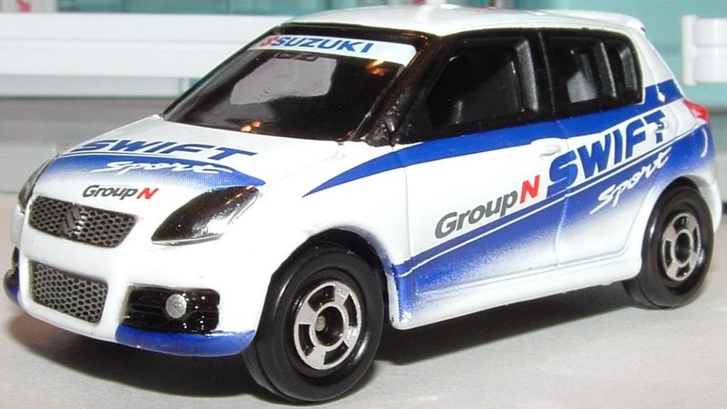 tomica suzuki swift sport