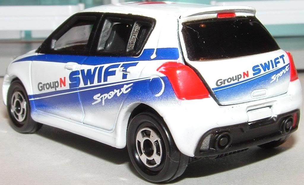tomica suzuki swift sport